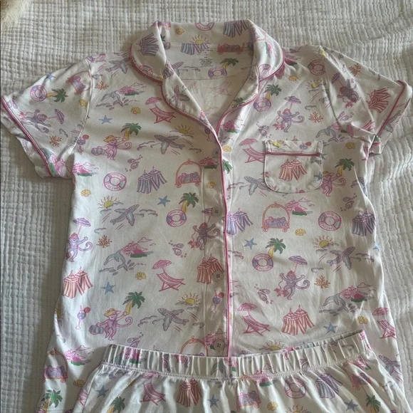 Stoney clover x Roller rabbit pajamas collab - Picture 2 of 2